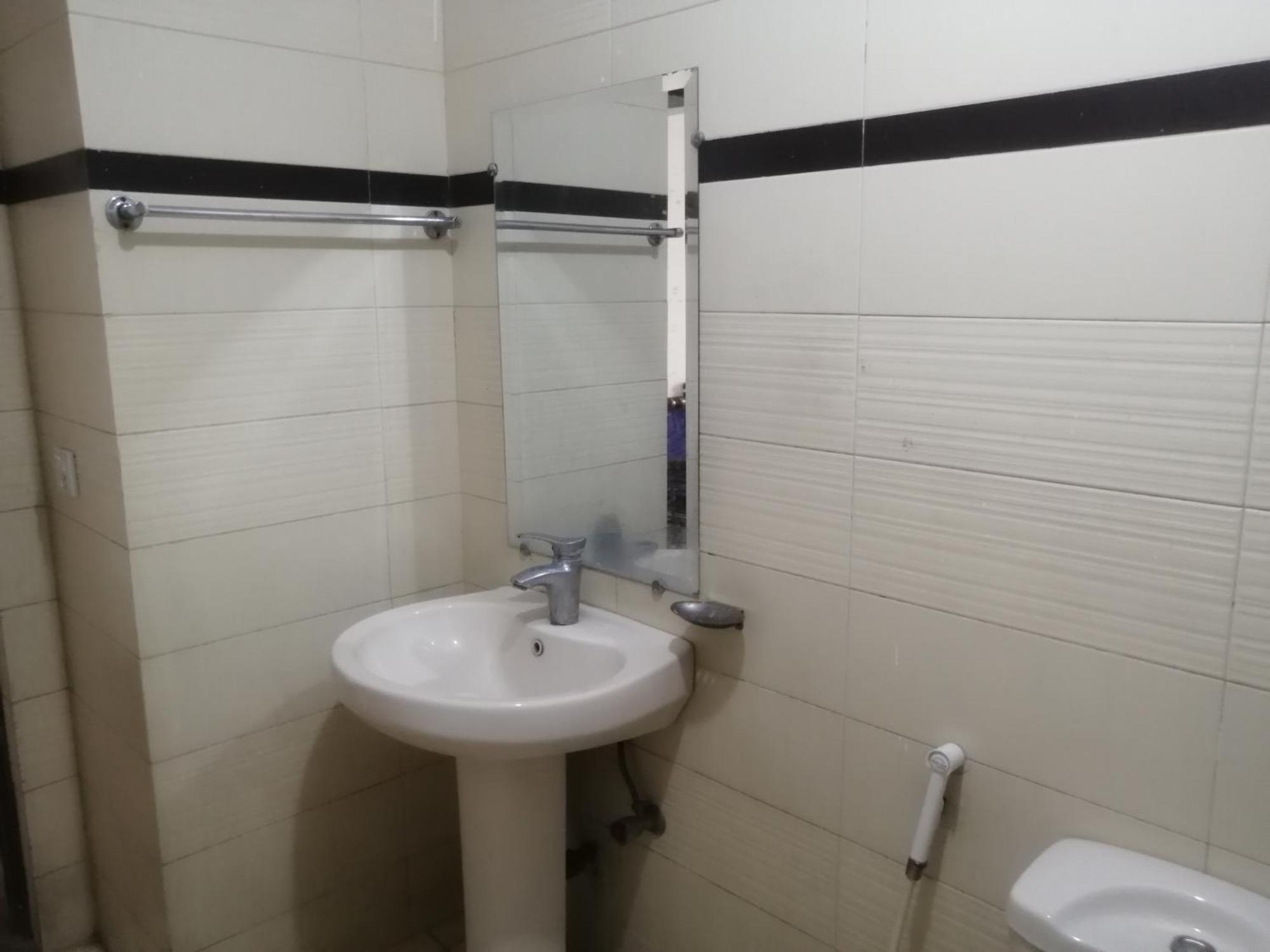 Fortville Hotel Lahore Rum bild
